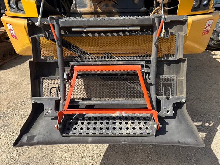 2020-volvo-a45g-image-11