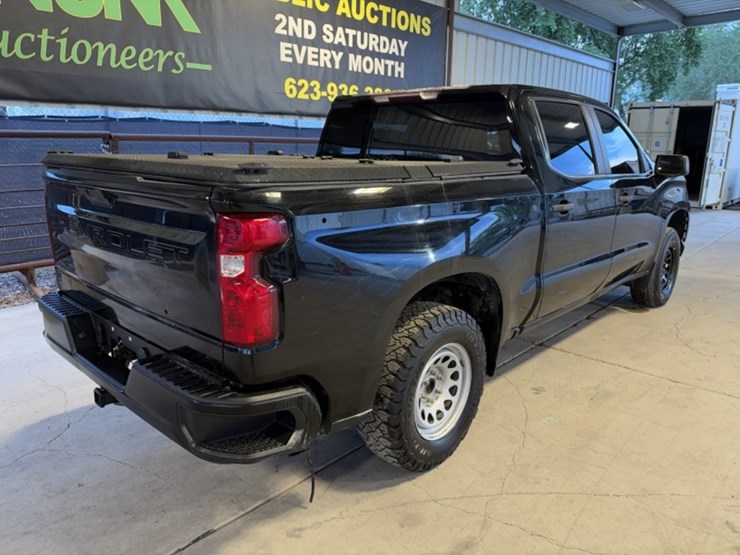 2021-chevrolet-silverado-1500-image-10
