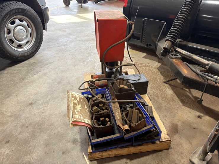 #3231-•-gates-power-crimp-707-hose-crimper-image-3