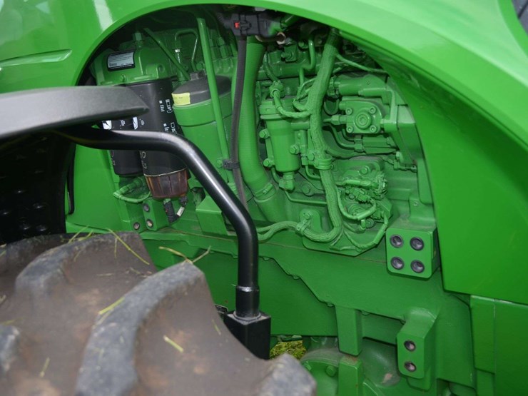 2011-john-deere-r-image-34