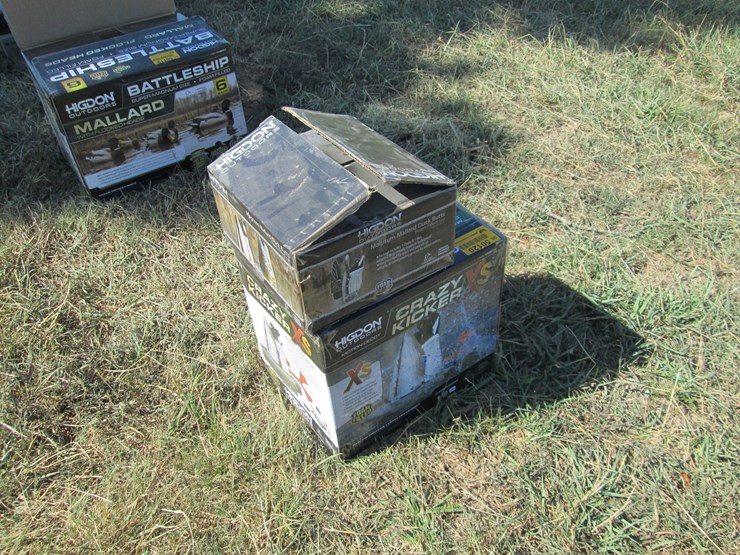 #50120-•-unused-higdon-outdoors-motion-decoy-&-magnum-mallard-duct-butts-inv#50120-image-2