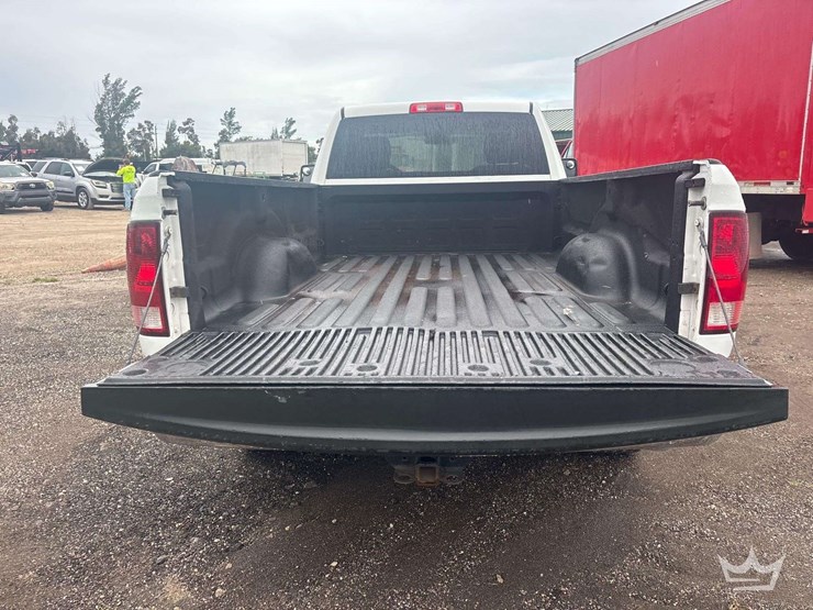 2017-dodge-1500-image-17