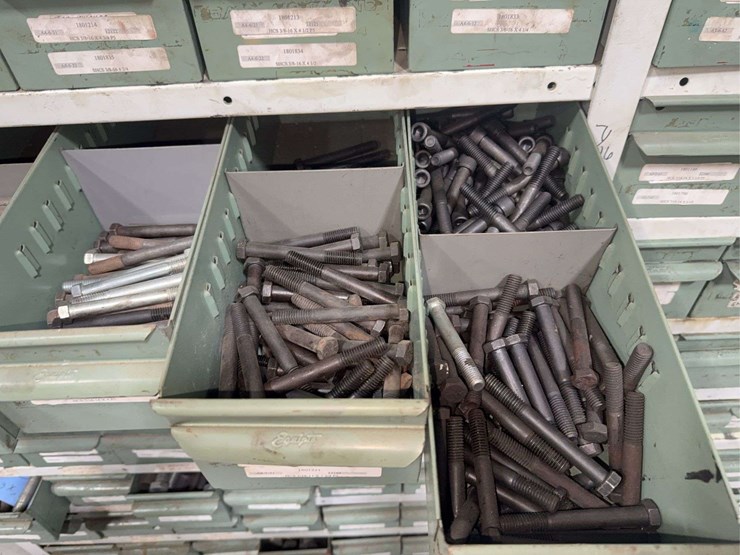 large-hardware-organizer-full-of-hardware,-sizes:-1/4"-to-1-1/2",-nuts,-bolts,-washers-all-kinds-of-sizes,-9ft-w-x-7ft-t-image-29