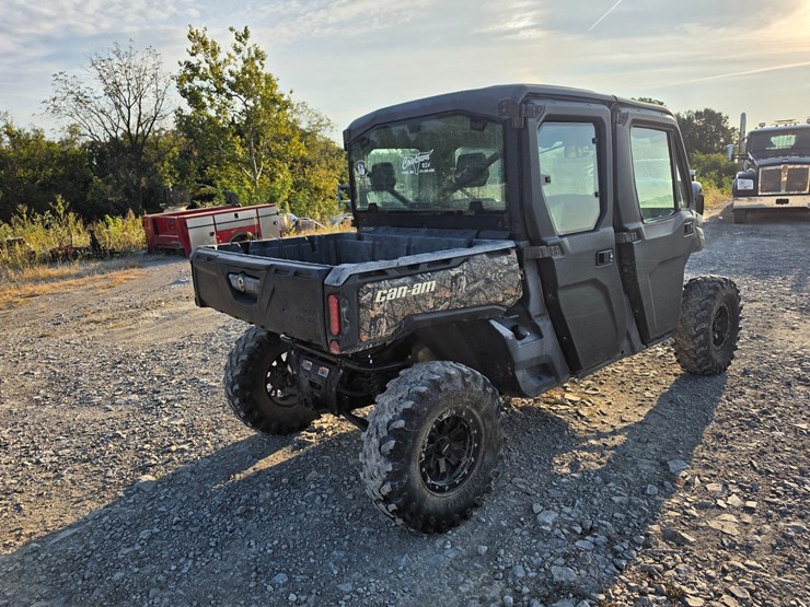 #25284-•-2022-can-am-defender-max-limited-hd10-motorcycle-image-12