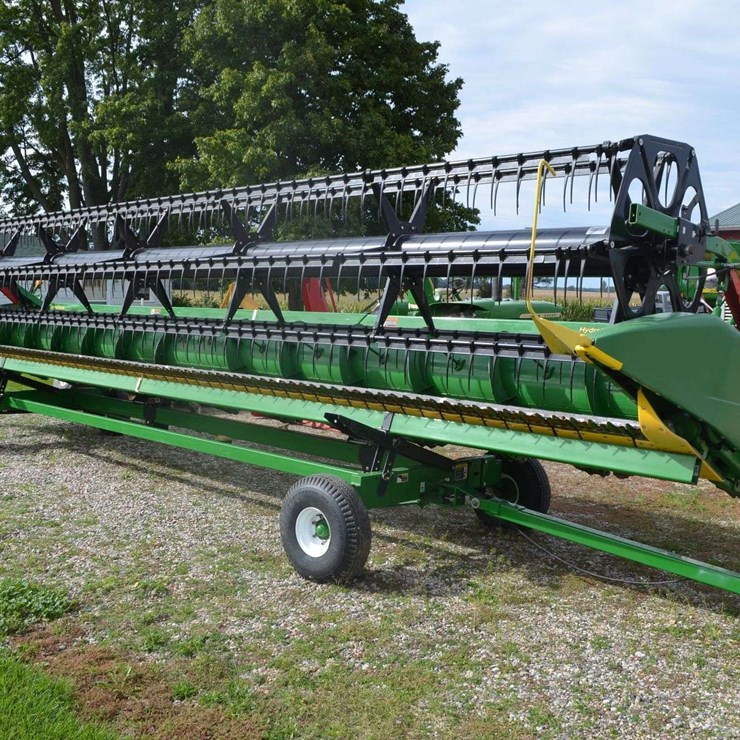 2016 JOHN DEERE 630F
