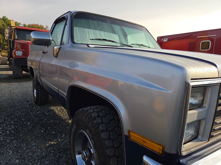 1985-chevrolet-k10-image-13