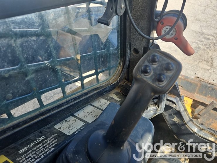 2019-deere-333g-image-27