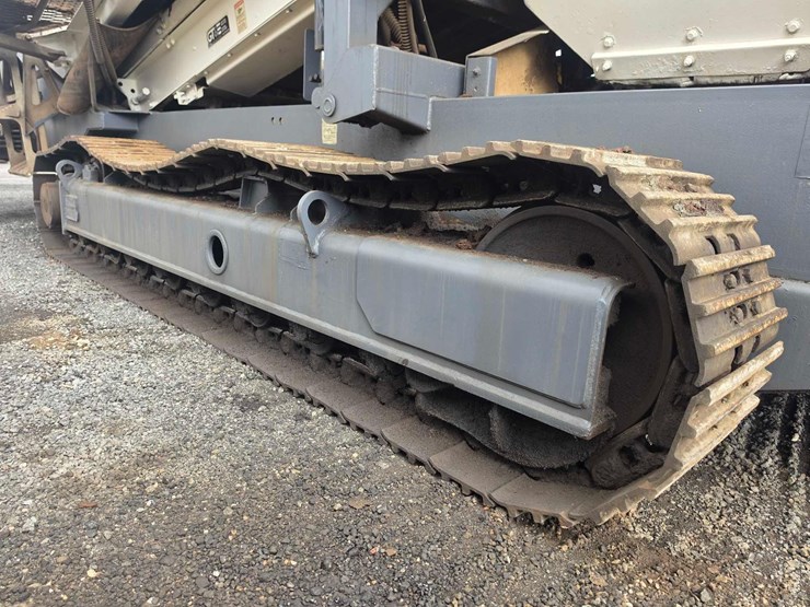 2018-caterpillar-c4.4-image-18