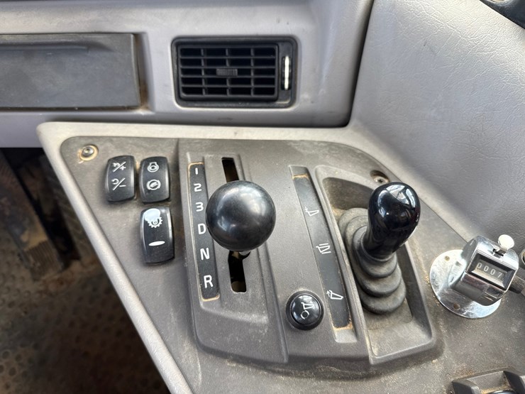 2020-volvo-a45g-image-52