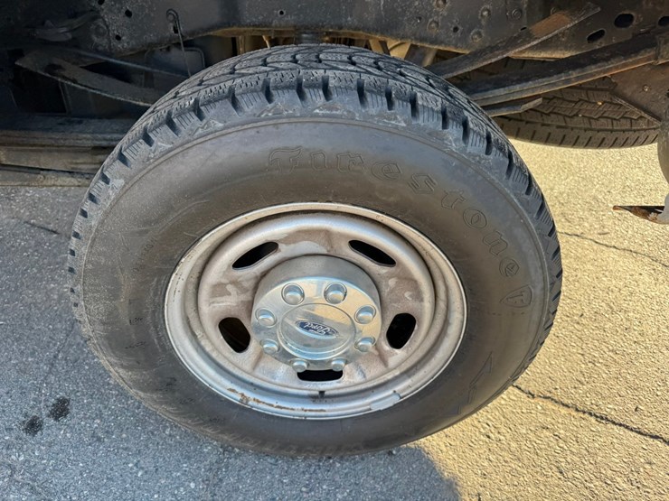 2015-ford-f350-image-57