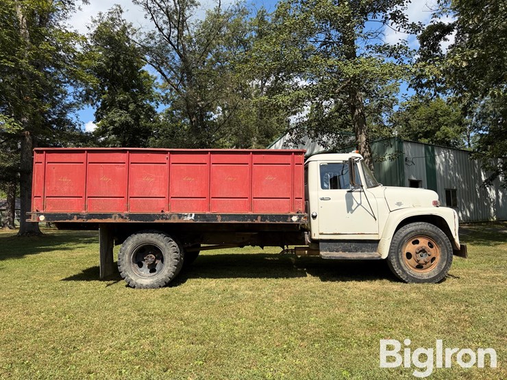 1968-international-loadstar-image-4