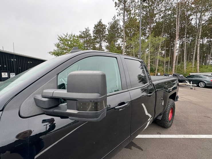 2015-chevrolet-silverado-1500-z71-image-12