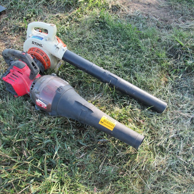 #50220 • Lot of (2) Leaf Blowers INV#50220