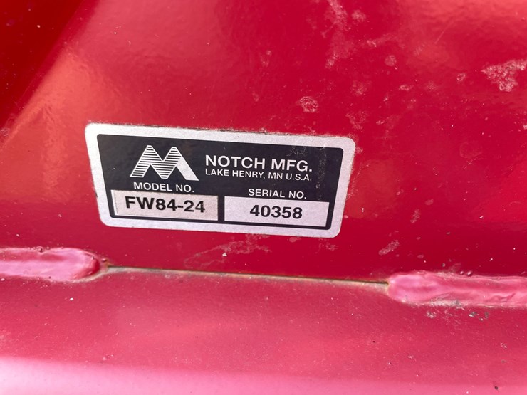 #1608-•-notch-24'-feeder-wagon-image-12