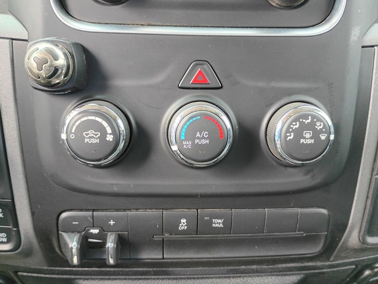 2018-dodge-1500-image-42