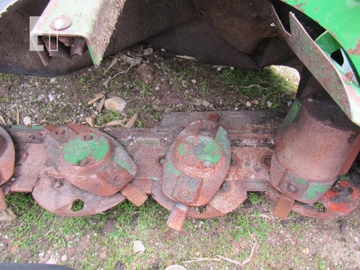 2017-john-deere-r240-image-8