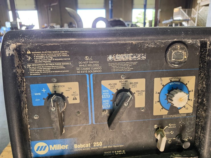 #25308-•-miller-bobcat-250-generator/welder-image-3