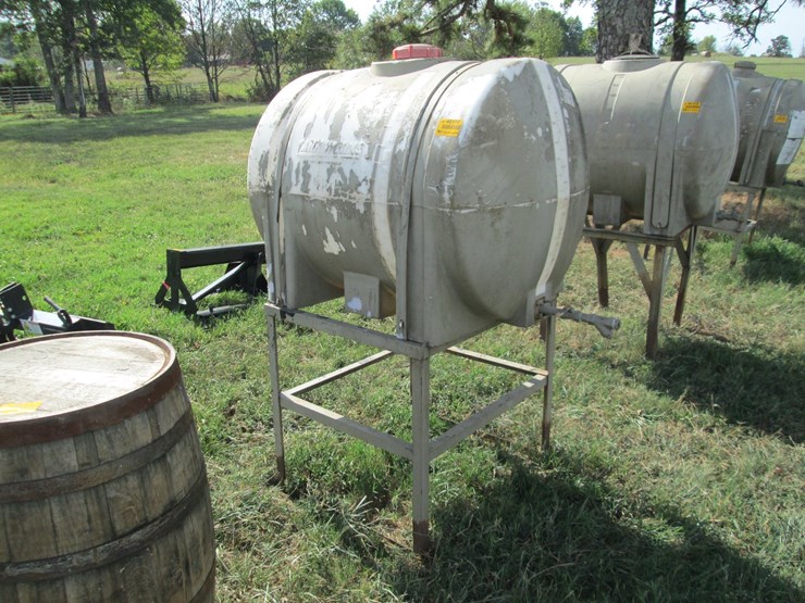 #46118-•-tank-works-130gal-poly-tank-w/-stand-inv#46118-image-1