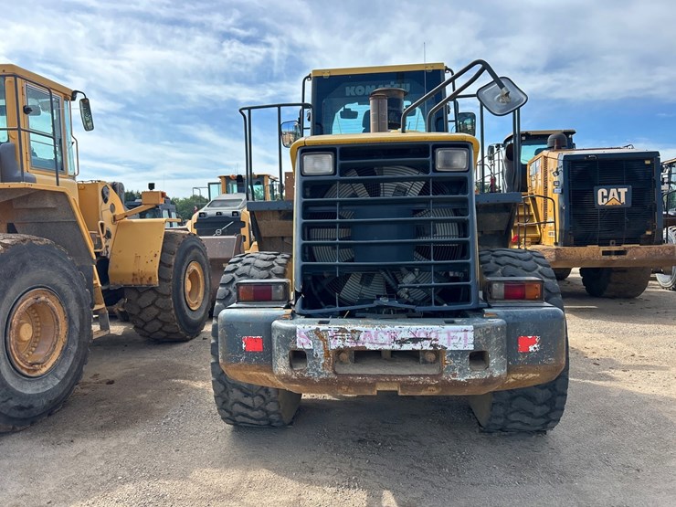 #3650-•-2011-komatsu-w380-6-wheel-loader-image-4