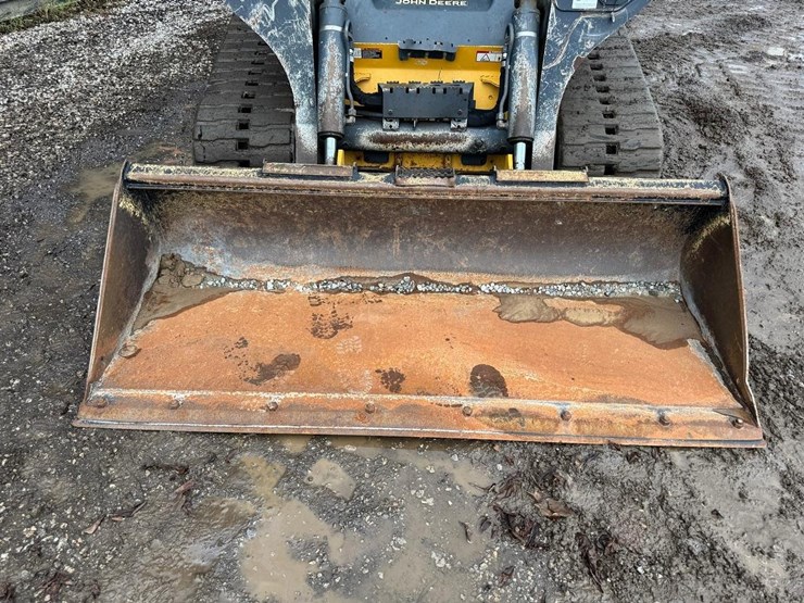 2019-deere-333g-image-10