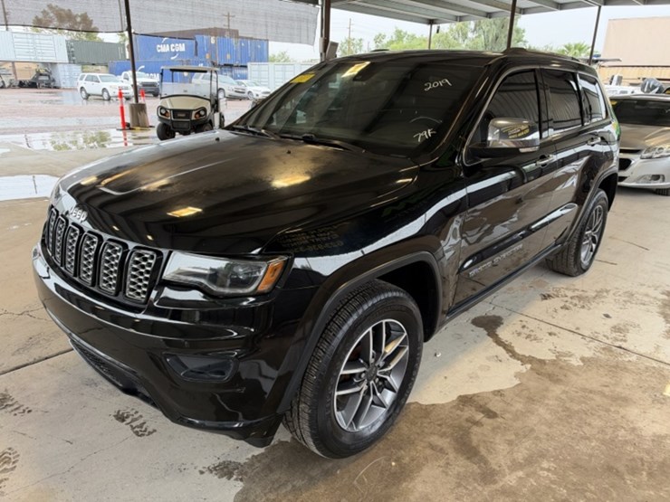 2019-jeep-cherokee-image-4
