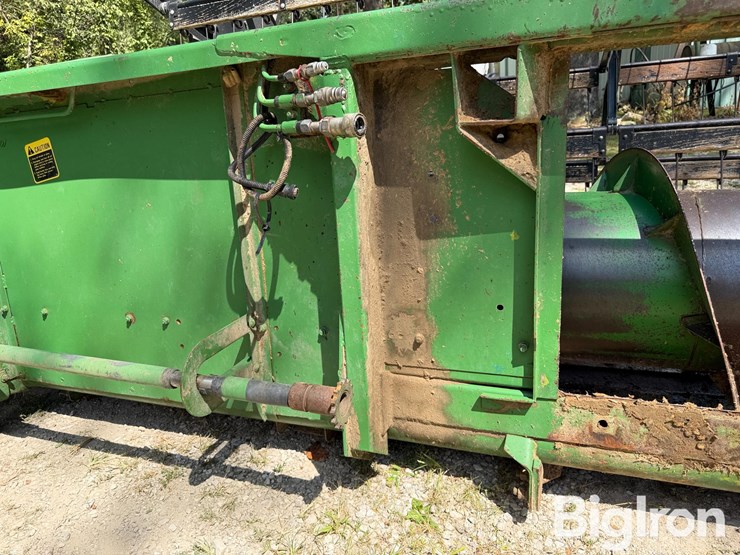 1981-john-deere-216-image-6