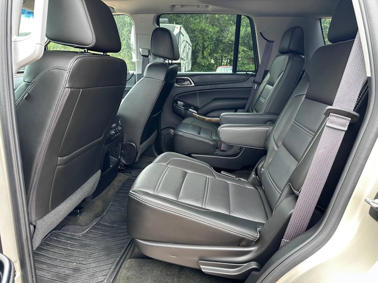 2017-gmc-yukon-image-22