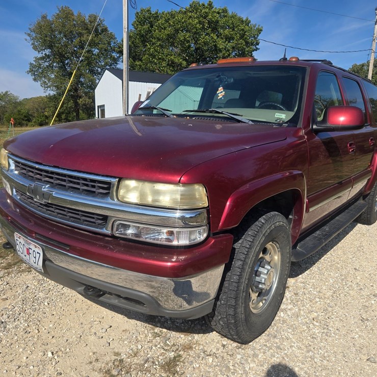 2003 CHEVROLET SUBURBAN