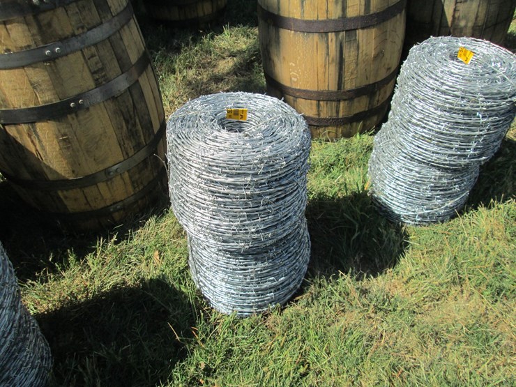 #50199-•-lot-of-(2)-unused-2-rolls-of-barbed-wire-inv#50199-image-2
