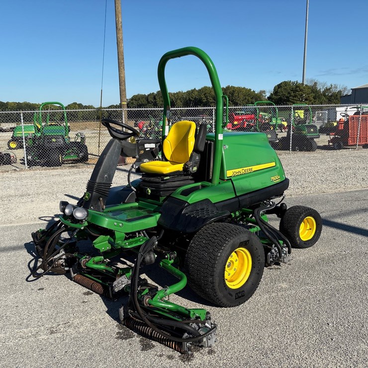 JOHN DEERE 7500A