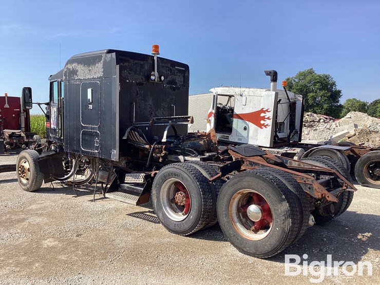 1996-kenworth-t600-image-7