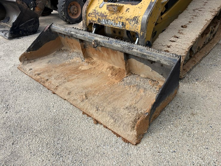 #2480-•-2011-caterplillar-289c-tracked-skid-steer-image-22