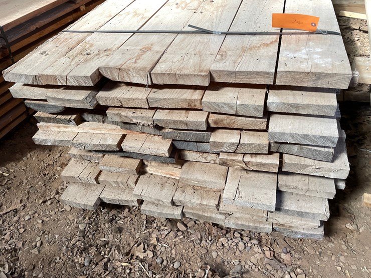 #1679-•-bundle-of-oak-boards-image-4