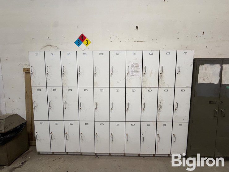 lockers-image-2