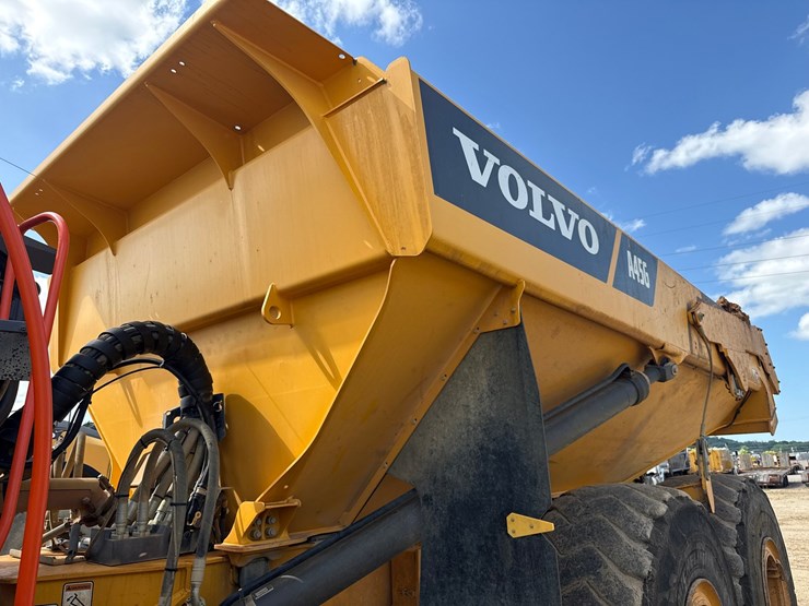2020-volvo-a45g-image-61
