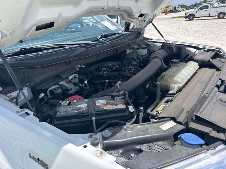 2022-ford-f150-image-9