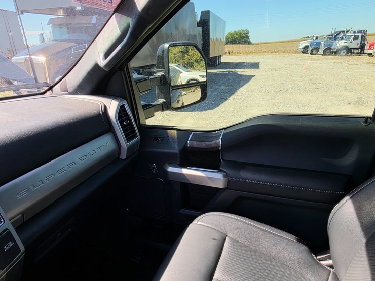 2022-ford-f250-image-43