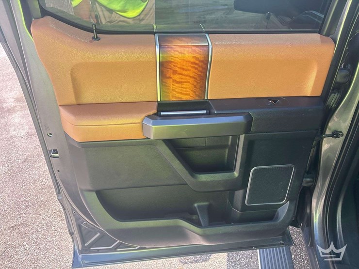 2016-ford-f150-image-22