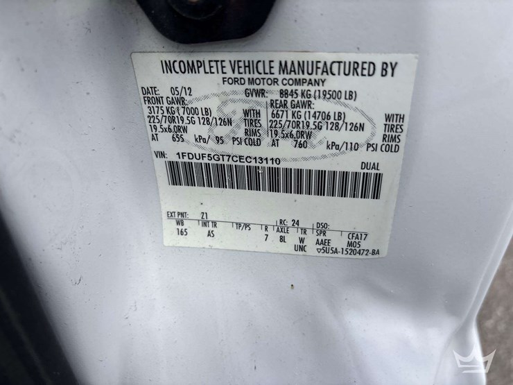 2012-ford-f550-image-9