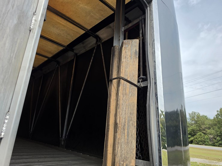 2022-fontaine-flat-bed-trailer-image-35