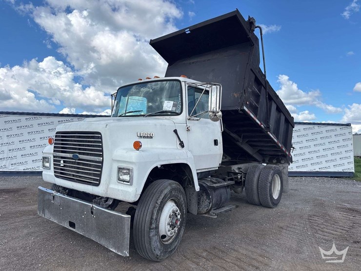1994-ford-ln8000-image-1