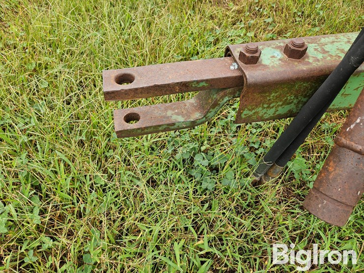 john-deere-34-image-9