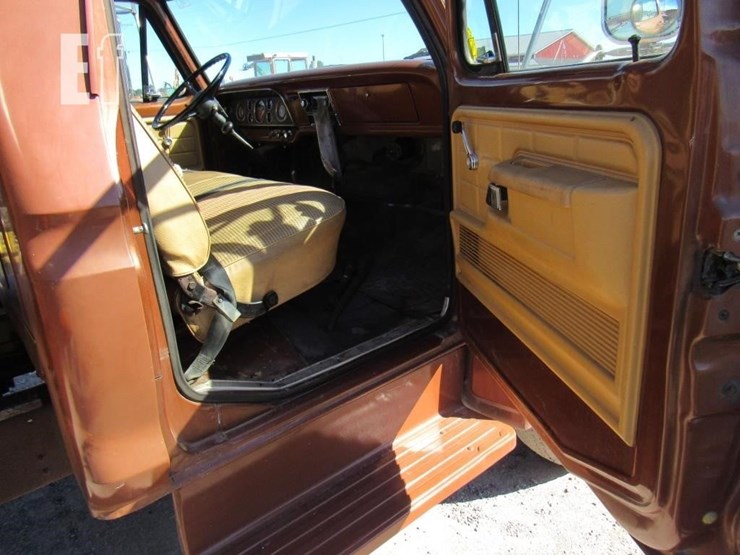 1977-ford-f600-image-8