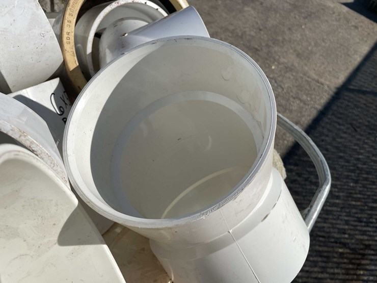 #4021-•-ibc-of-plastic-pipe-fittings-(09)-image-8