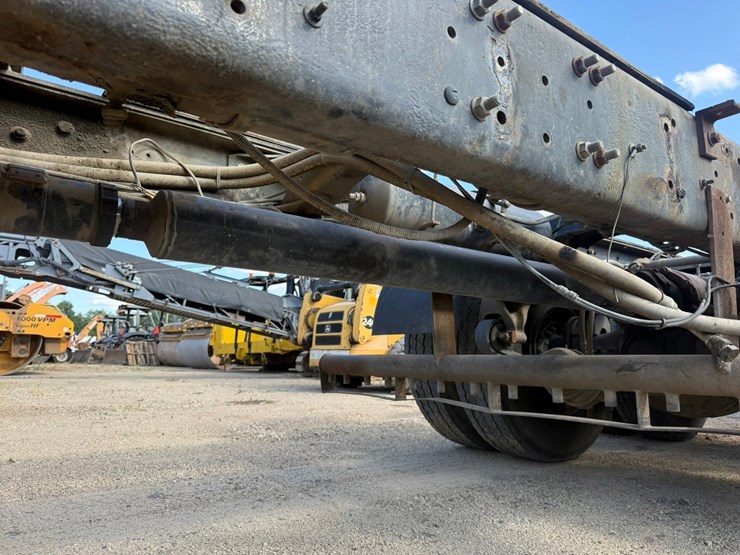 2007-caterpillar-c15-image-41
