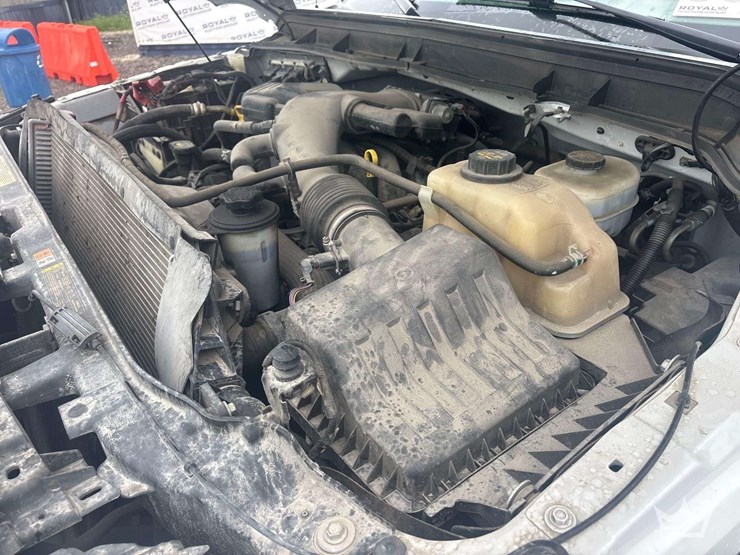 2016-ford-f550-image-8