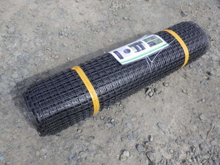 plastic-mesh-safety-fencing-roll-image-1