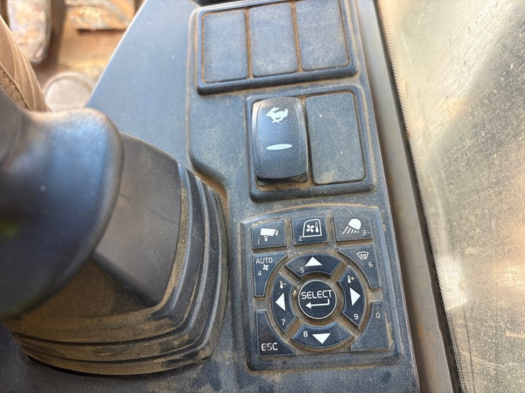 2020-volvo-ec480el-image-40