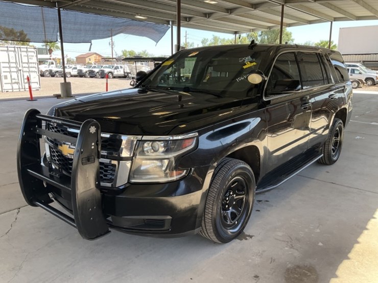 2019-chevrolet-tahoe-image-4