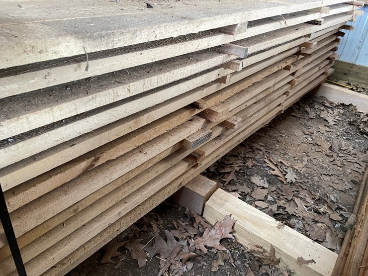 #1682-•-bundle-of-possibly-red-pine-boards-image-5